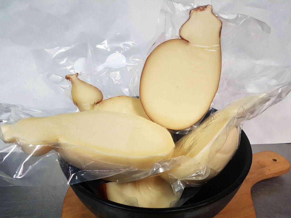Caciocavallo affumicato morbido META' da 500g circa