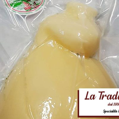 Caciocavallo morbido bianco META' da 500g circa